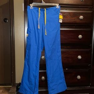 Scrub pants. Size medium. NWT. :)